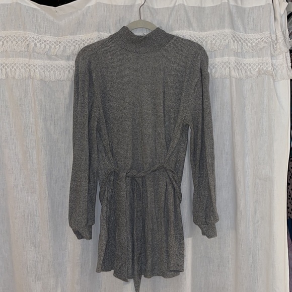 Topshop Dresses & Skirts - TopShop Gray Sweater Dress